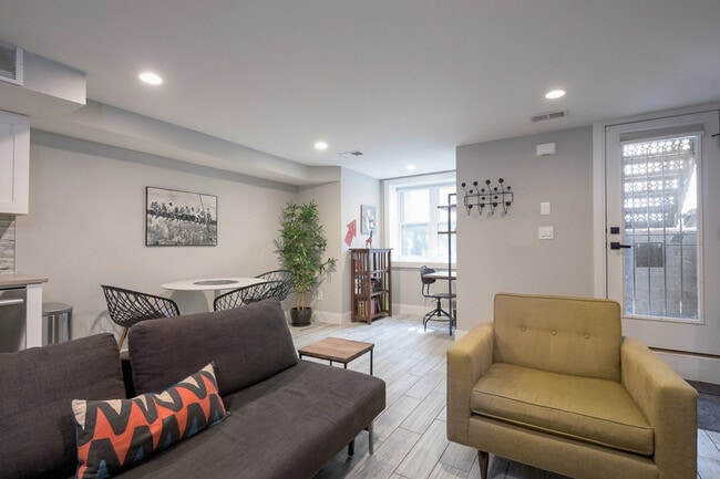 Photo - 1723 Willard St NW Unit SI ID1587681P