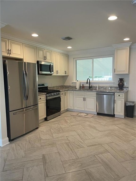 Photo - 430 Olive Ave