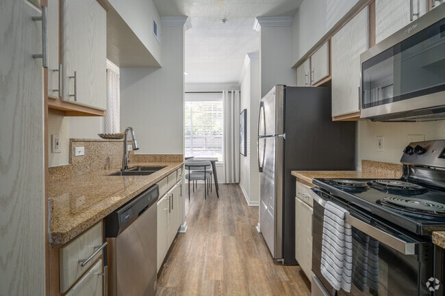 Interior Photo - Centre at Columbia Court