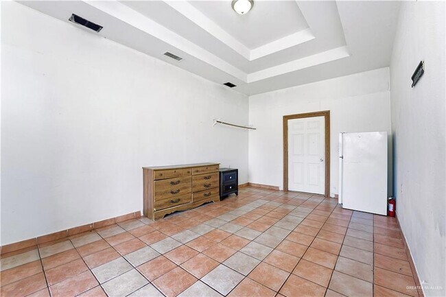 Photo - 8516 Hendrix Ave Unit 6