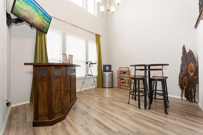 Photo - 3510 Brazos St