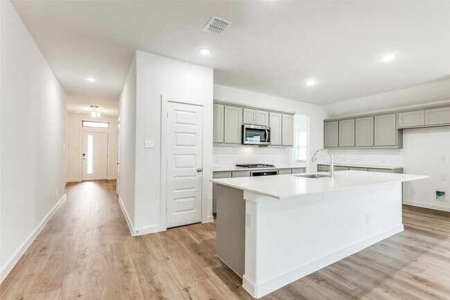 Photo - 4923 Bellhurst Dr