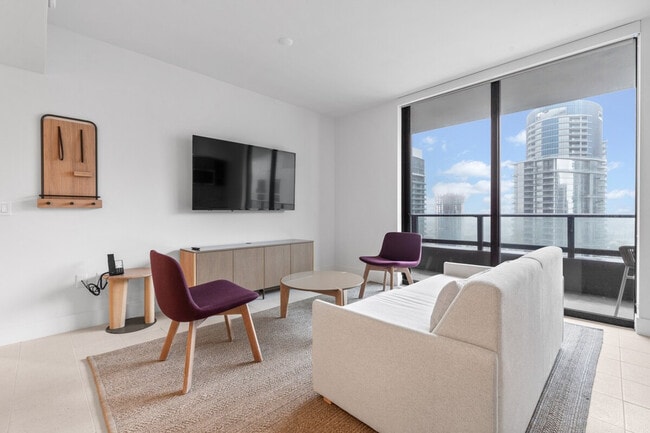 Photo - 125 NE 6th St Unit ID1389643P