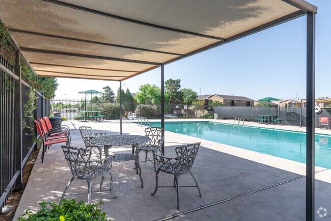 Pool - The Meridian Apartments