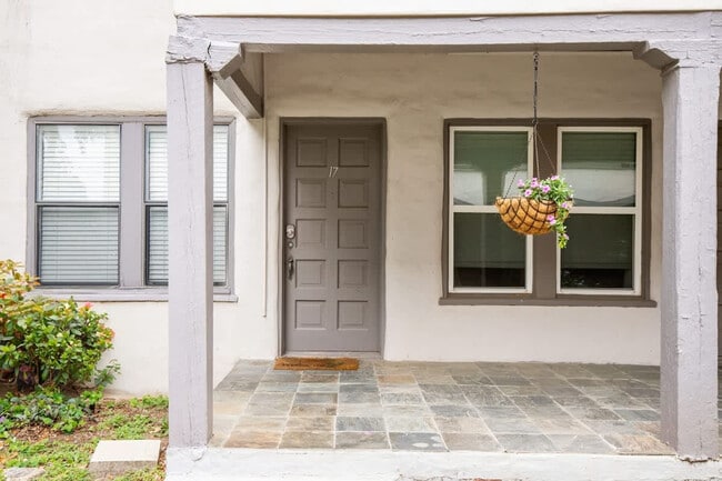 Photo - 203 W Magnolia Ave Unit SI ID1496379P