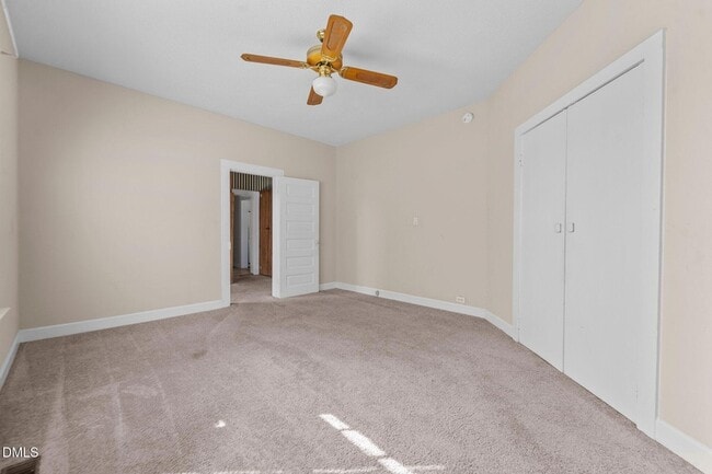 Photo - 307 E F St