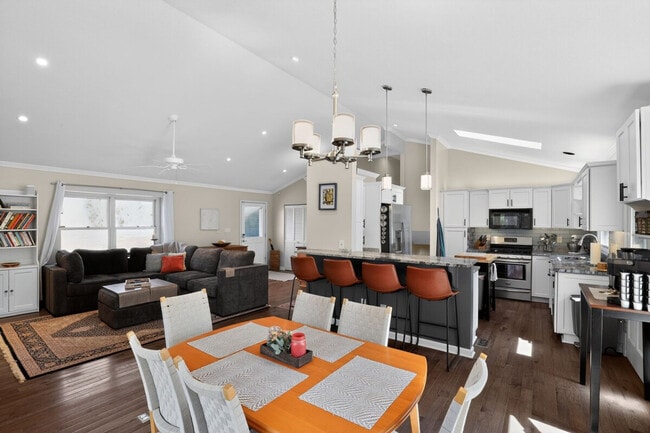 Building Photo - 6 Hunters Ridge Dr Unit SI ID1330188P