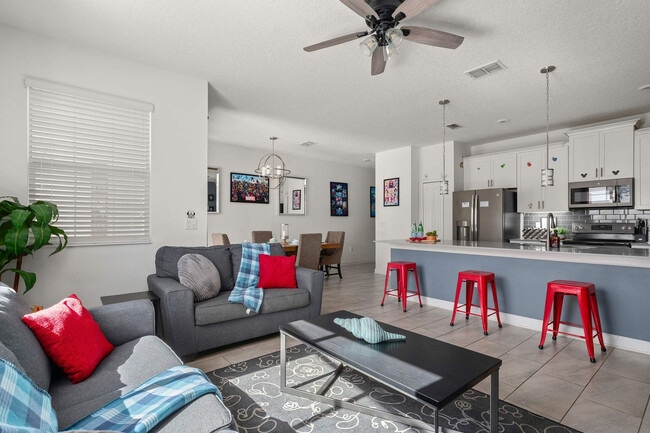 Building Photo - 8988 Stinger Dr Unit ID1346941P