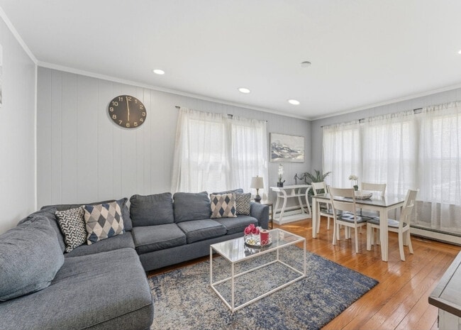 Building Photo - 40 Perkins Ave Unit SI ID1524044P
