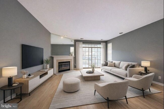 Building Photo - 5917 Barbados Pl Unit 103