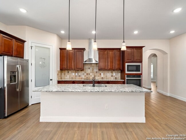 Photo - 578 Carriage House