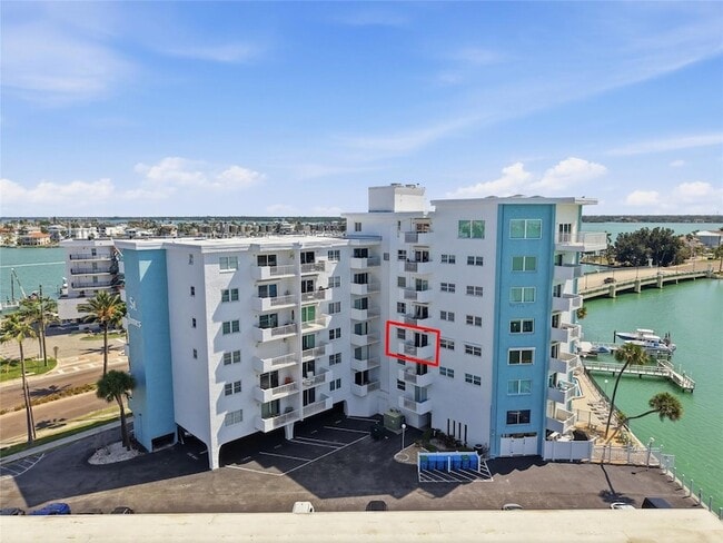 Photo - 285 107th Ave Unit 408