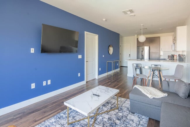 Photo - 701 W Rio Salado Pkwy Unit SI ID1263096P
