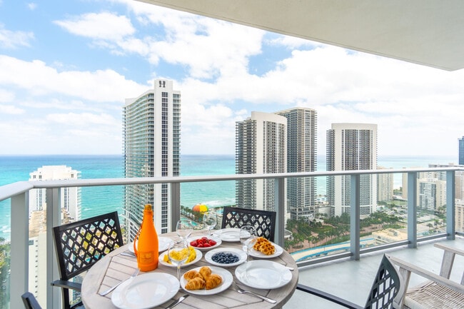 Photo - 4112 Jimmy Buffett Mem Hwy Unit ID1227431P