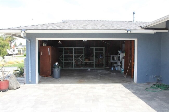 Photo - 5192 Robinwood Dr