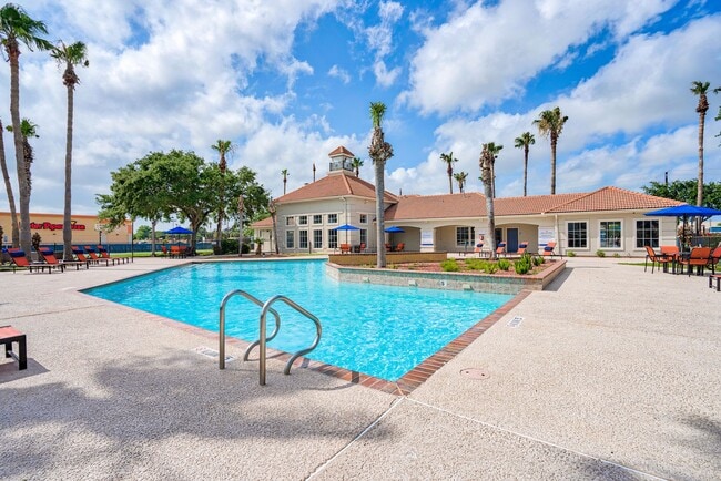 Building Photo - Harbor House on Saratoga