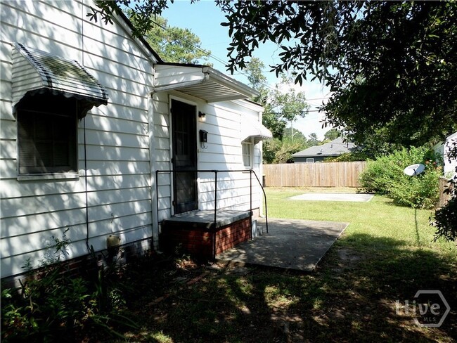 Photo - 2302 E 40th St