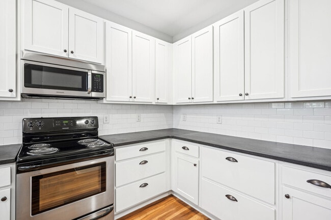 Photo - Cadia Myrtle Landing - Townhomes for Rent