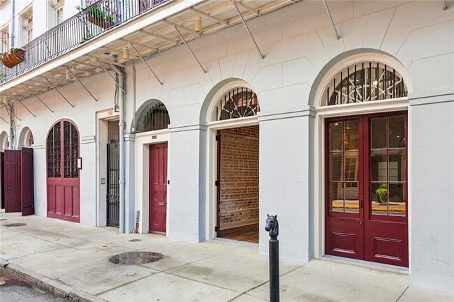 Photo - 710 Orleans St