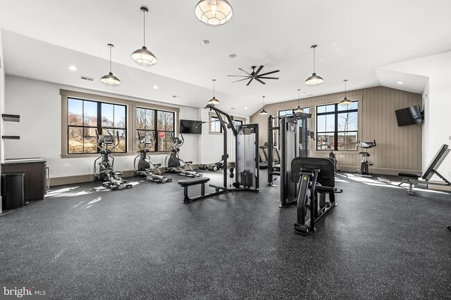 Photo - 2907 Hickorywood Ln