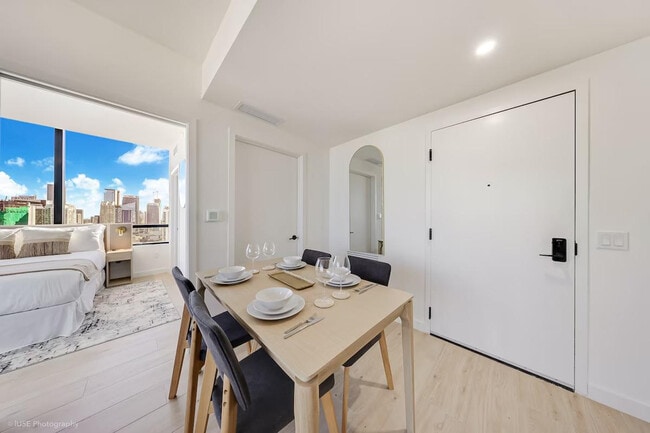 Photo - 30 2nd St Unit SI ID1495835P