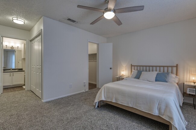 Photo - Woods of Elm Creek