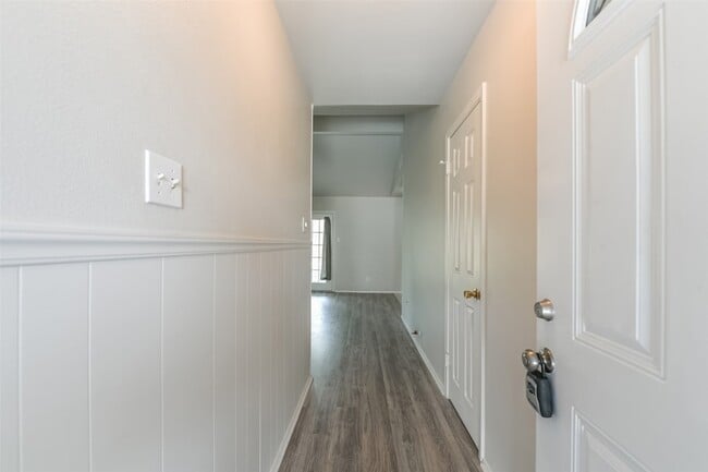 Photo - 5514 Vickita Dr