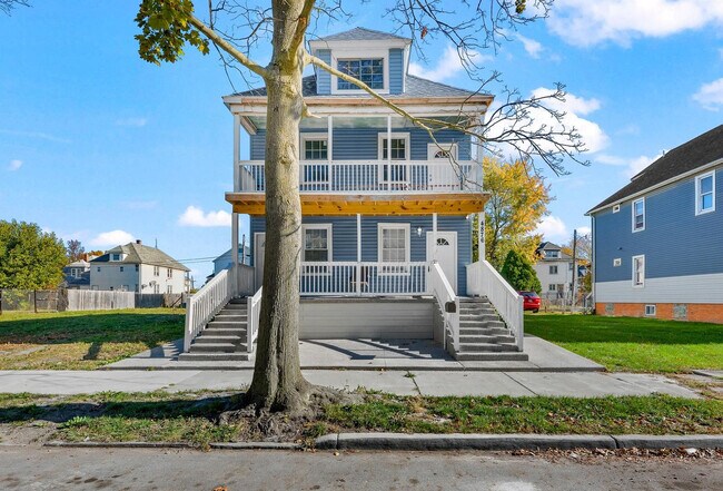 Photo - 4878 Tarnow St Unit ID1337412P