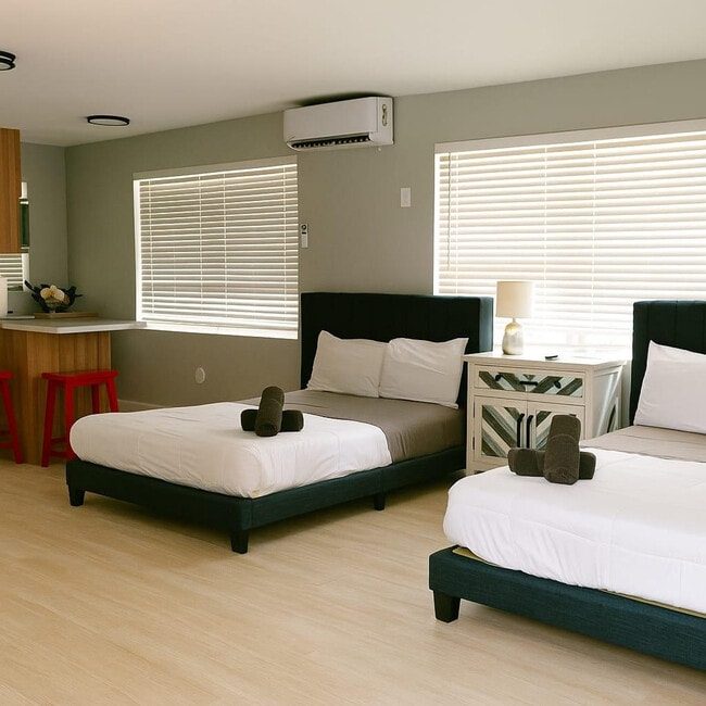 Building Photo - 318 Walnut St Unit ID1239447P