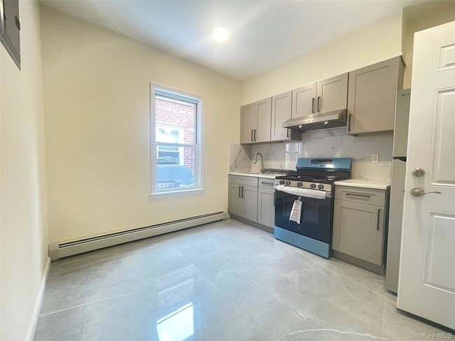Building Photo - 1006 Jericho Tpke Unit 2F