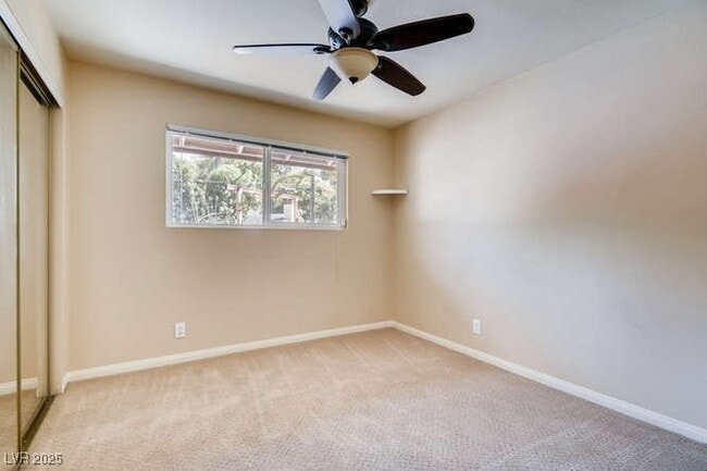 Photo - 1505 Strong Dr