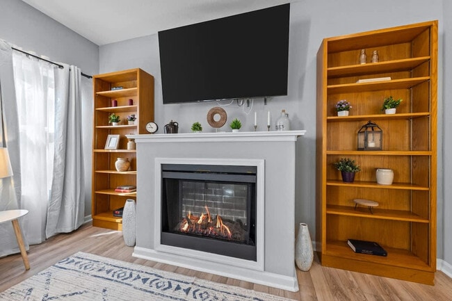 Photo - 5021 Woolsey St Unit ID1328011P