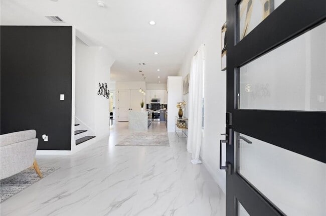 Photo - 8414 Cannon St Unit B