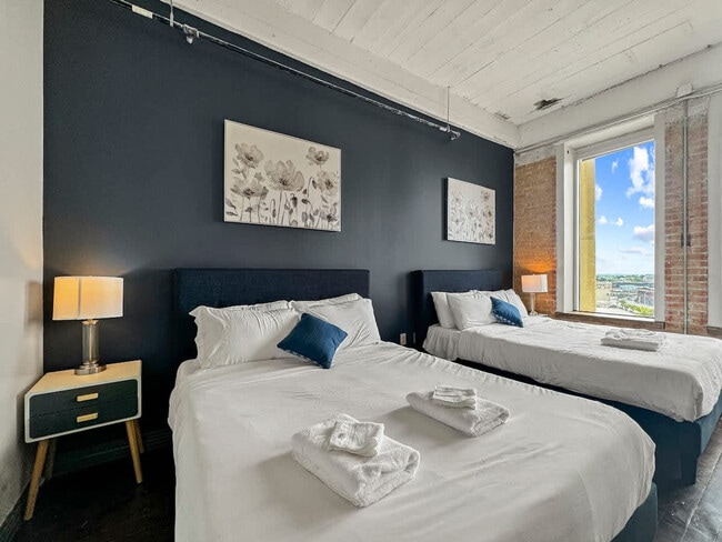 Photo - 555 Evergreen St Unit ID1075582P