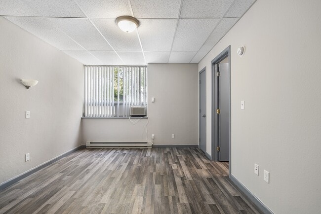 Photo - Campus Edge Apts