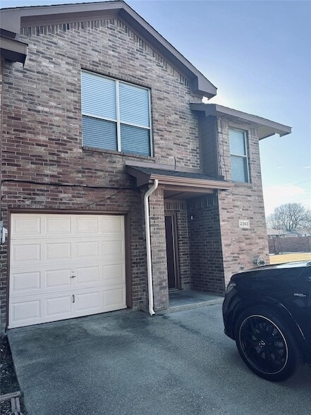 Photo - 2363 Calendar Ct