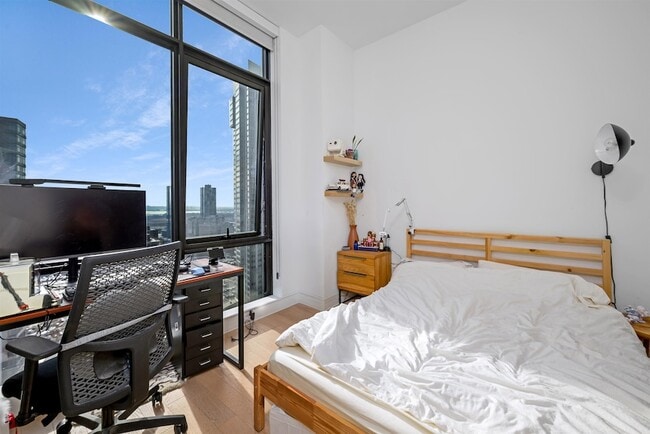 Photo - 10 Provost St