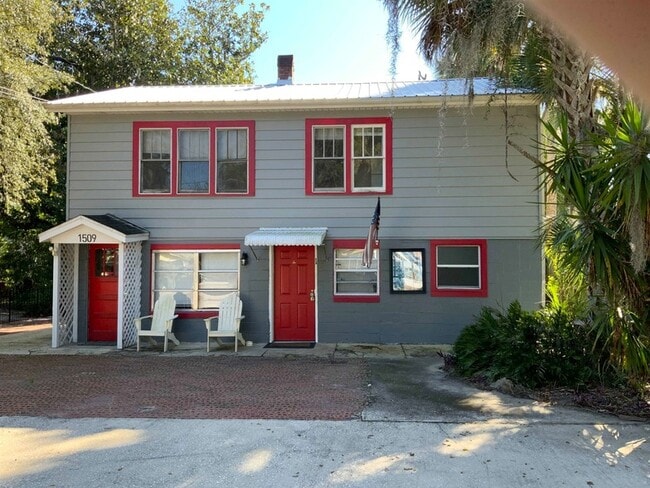 Building Photo - 1509 Twigg St
