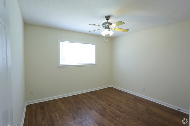 Photo - Fox Run - Columbus