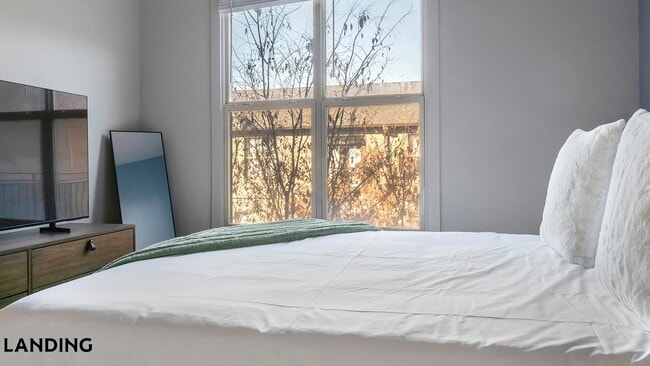 Photo - 49 Boulevard SE Unit D-543