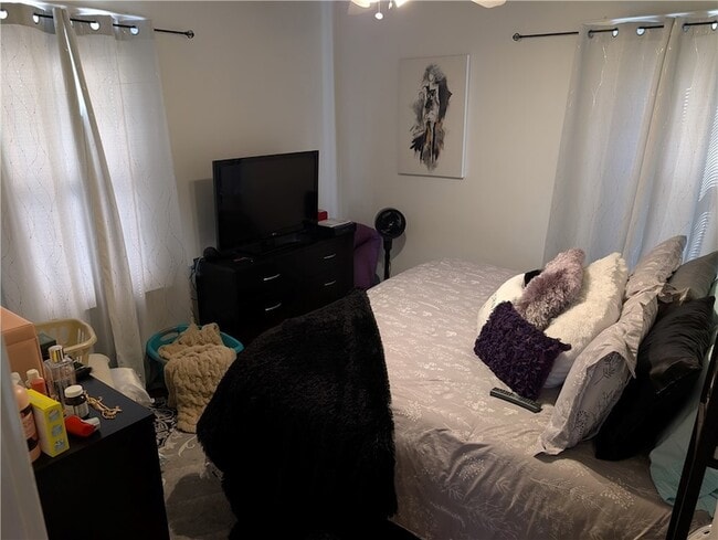 Photo - 43 Sargent Ave