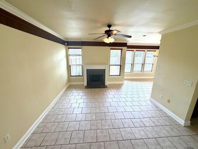 Photo - 18163 Pinehurst Dr