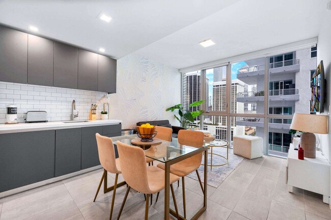 Photo - 227 NE 2nd St Unit FL20-ID1032216P