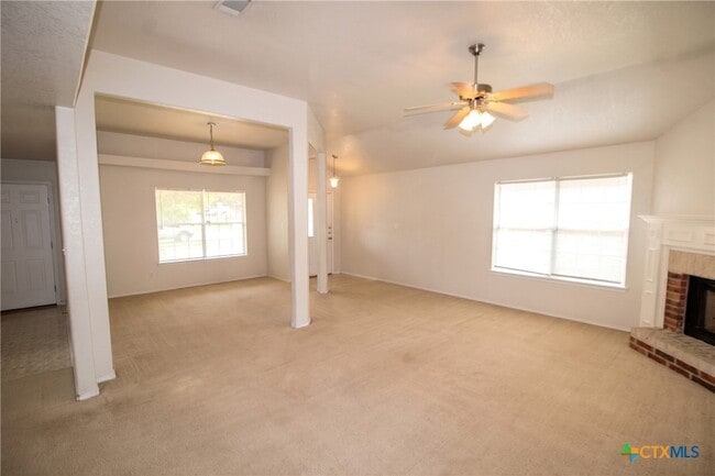 Photo - 1906 Flagstaff Dr