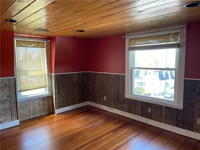 Photo - 51 Summer St