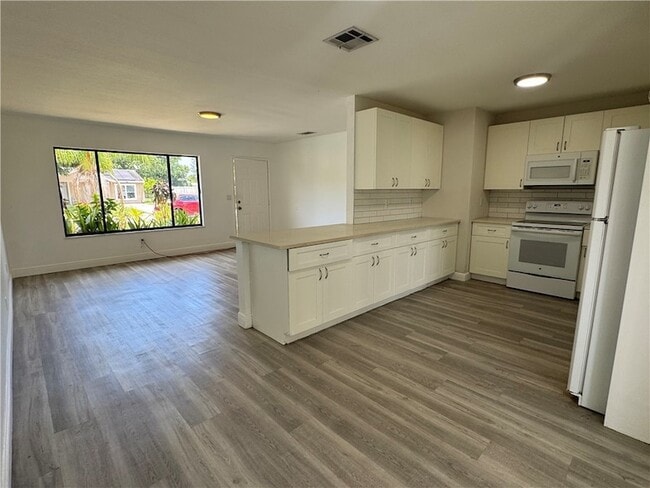 2235 18th Ave SW Rental Vero - Image