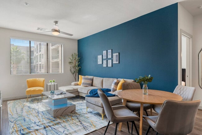 Photo - 711 W Broadway Rd Unit ID1366961P