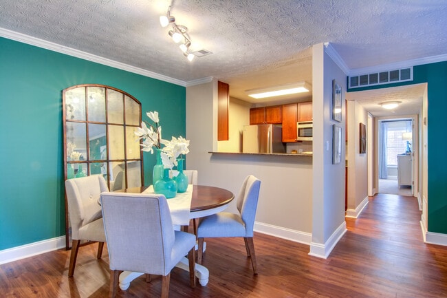 Photo - Residences at Vinings Mountain