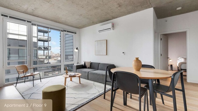 Building Photo - 853 W Blackhawk St Unit ID1243849P