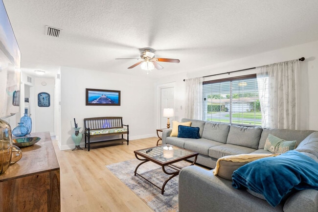 Photo - 6398 Woodland Blvd Unit ID1366035P